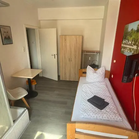 Hotel & Gaststaette Zum Grafenwall